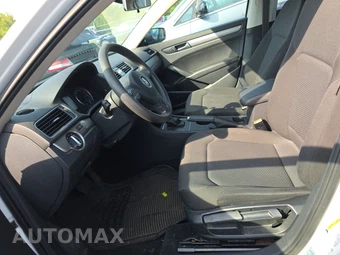 2015 Volkswagen Passat 1.8T S – miniatura 7