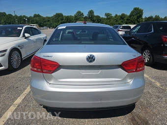 2015 Volkswagen Passat 1.8T S – miniatura 5