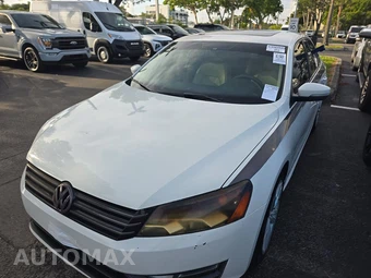 2015 Volkswagen Passat 1.8T SE w/Sunroof & Navigation — samochód z USA z aukcji Manheim, oferta Kup Teraz w AUTOMAX
