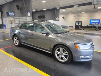 2015 Volkswagen Passat 1.8T SE w/Sunroof & Navigation – miniatura 3