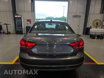 2015 Volkswagen Passat 1.8T SE w/Sunroof & Navigation – miniatura 5