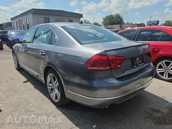 2015 Volkswagen Passat 1.8T SE w/Sunroof & Navigation - miniatura 6