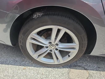 2015 Volkswagen Passat 1.8T SE w/Sunroof & Navigation - miniatura 7