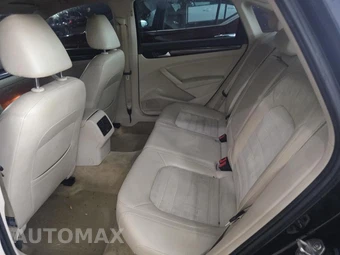 2015 Volkswagen Passat 1.8T SEL Premium – miniatura 10
