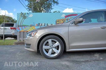 2015 Volkswagen Passat TDI SE - miniatura 11