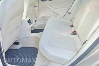 2015 Volkswagen Passat TDI SE - miniatura 15