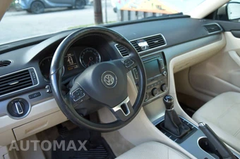 2015 Volkswagen Passat TDI SE - miniatura 21