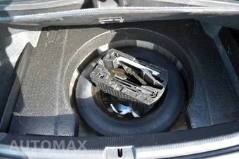 2015 Volkswagen Passat TDI SE - miniatura 28