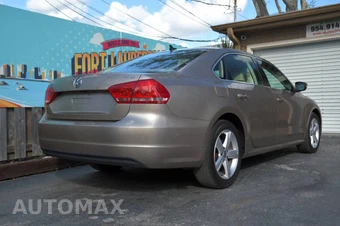 2015 Volkswagen Passat TDI SE - miniatura 31