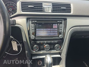 2015 Volkswagen Passat TDI SE w/Sunroof - miniatura 11
