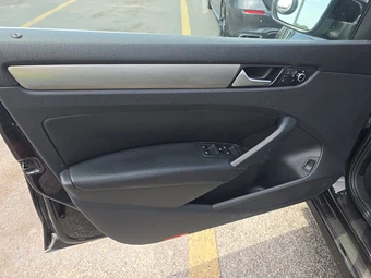 2015 Volkswagen Passat TDI SE w/Sunroof - miniatura 9