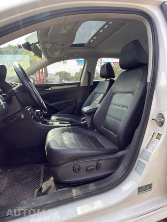 2015 Volkswagen Passat TDI SE w/Sunroof - miniatura 10