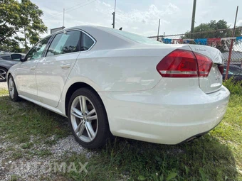 2015 Volkswagen Passat TDI SE w/Sunroof - miniatura 4