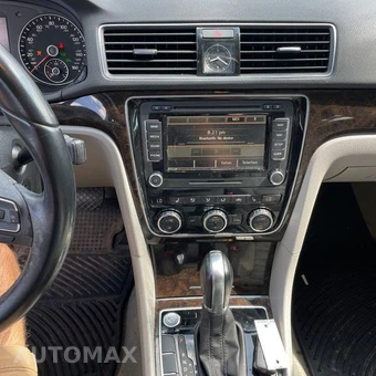 2015 Volkswagen Passat TDI SEL Premium - miniatura 14