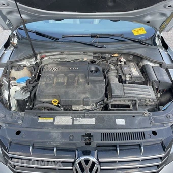 2015 Volkswagen Passat TDI SEL Premium - miniatura 18