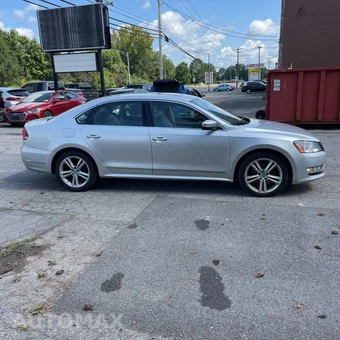 2015 Volkswagen Passat TDI SEL Premium - miniatura 6