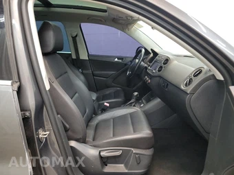 2015 Volkswagen Tiguan SE w/Appearance – miniatura 8