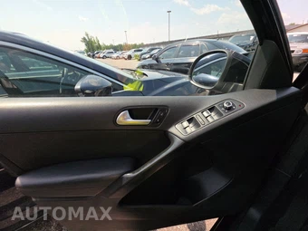 2015 Volkswagen Tiguan SE w/Appearance - miniatura 9