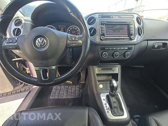 2015 Volkswagen Tiguan SE w/Appearance - miniatura 10
