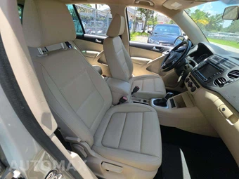 2015 Volkswagen Tiguan SE – miniatura 18