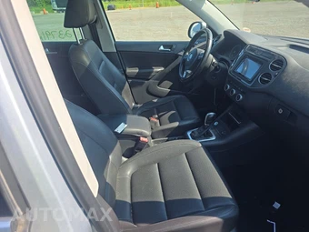 2015 Volkswagen Tiguan SEL - miniatura 8