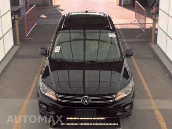2015 Volkswagen Tiguan SEL - miniatura 2