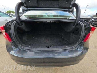 2015 Volvo S60 T5 Platinum – miniatura 15