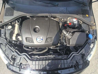 2015 Volvo S60 T5 Premier – miniatura 20