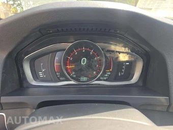 2015 Volvo S60 T5 Premier – miniatura 6