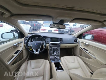 2015 Volvo S60 T5 Premier – miniatura 11