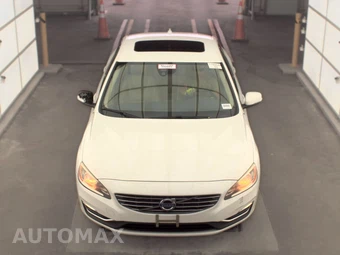 2015 Volvo S60 T5 Premier – miniatura 2