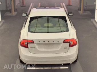 2015 Volvo S60 T5 Premier – miniatura 5