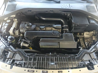 2015 Volvo S60 T5 Premier – miniatura 16