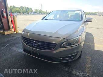 2015 Volvo S60 T5 Premier – miniatura 2
