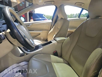 2015 Volvo S60 T5 Premier – miniatura 7