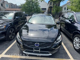 2015 Volvo V60 Cross Country T5 - miniatura 2