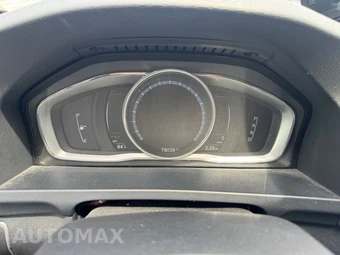 2015 Volvo V60 Cross Country T5 - miniatura 7