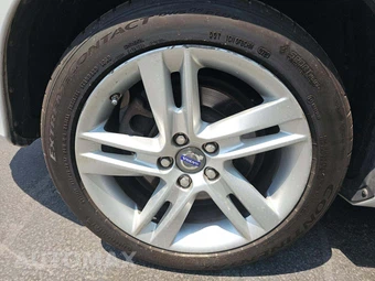 2015 Volvo V60 T5 Premier Plus – miniatura 23