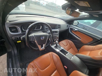 2015 Volvo V60 T5 Premier – miniatura 11