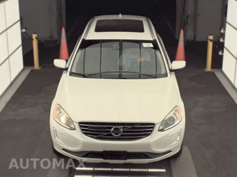 2015 Volvo XC60 T5 Platinum – miniatura 2