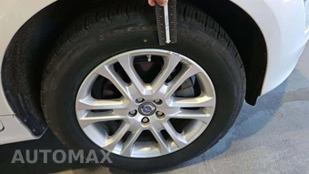 2015 Volvo XC60 T5 Platinum – miniatura 23