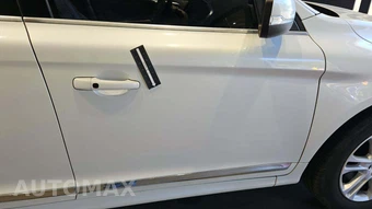 2015 Volvo XC60 T5 Platinum – miniatura 24