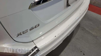 2015 Volvo XC60 T5 Platinum – miniatura 28