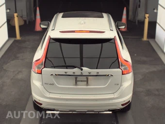2015 Volvo XC60 T5 Platinum – miniatura 5