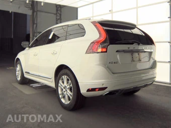 2015 Volvo XC60 T5 Platinum – miniatura 6