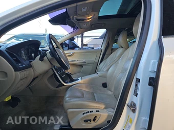 2015 Volvo XC60 T5 Platinum – miniatura 7