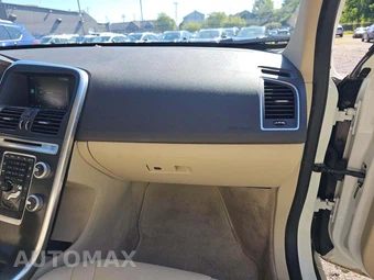 2015 Volvo XC60 T5 – miniatura 19