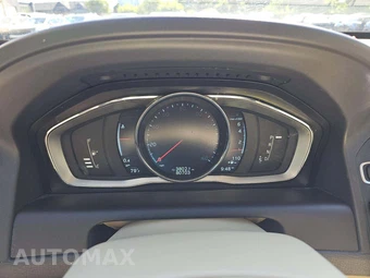 2015 Volvo XC60 T5 – miniatura 9