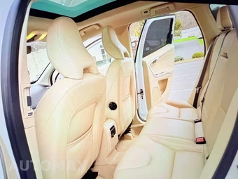 2015 Volvo XC60 T5 - miniatura 17