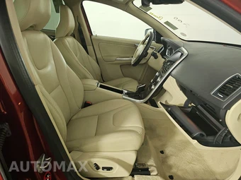 2015 Volvo XC60 T5 – miniatura 8